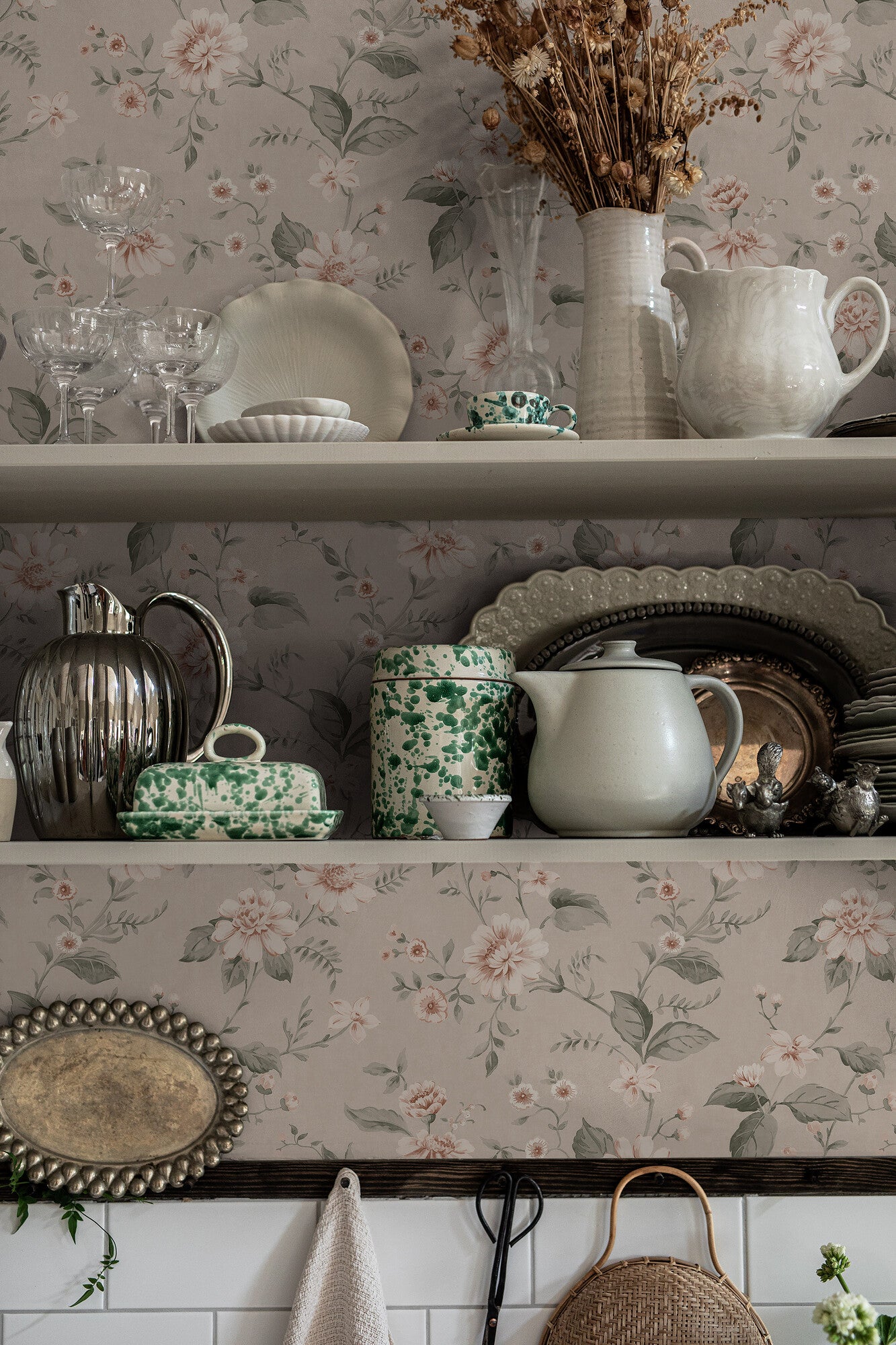 Laura´s Cottage aprikosbeige botten